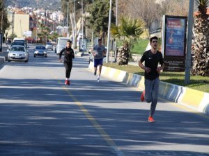 Söke’de Öğrenciler Atatürk İçin Koştu