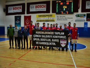 Sökespor Basketbol Takımından Hakemlere Destek