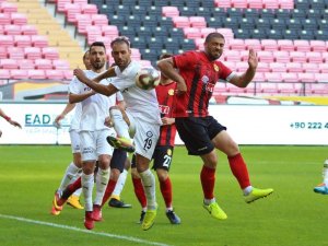 Altay, Play-off Yarışında Yara Aldı