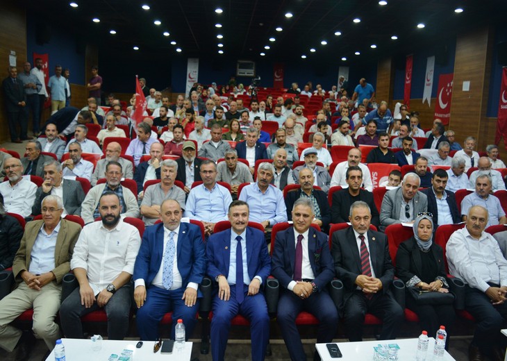 Saadet Partisi Aliağa İlçe Başkanlığına yeniden Mahmut Koç seçildi