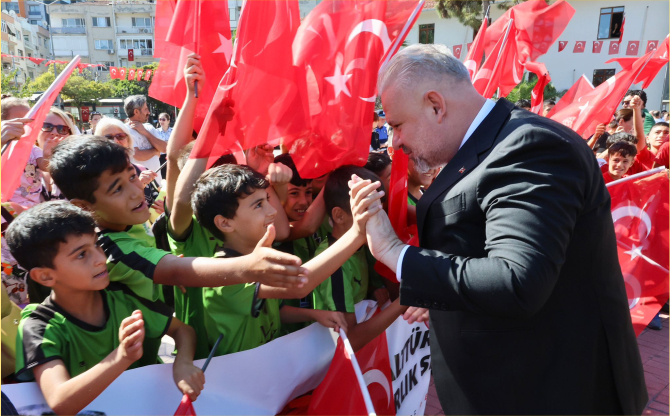 Menemen’de Kurtuluş Coşkusu