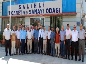 Salihlili İş Dünyası Demokrasiye Sahip Çıktı