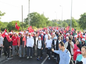 Bakan Özhaseki Milli İrade Yürüyüşü’ne Katıldı