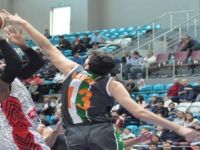 Muratbey Uşak, Yeşilgiresun Belediyespor'a 79-86 mağlup oldu.