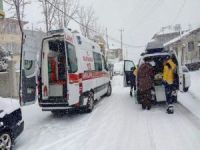 Afyonkarahisar 112 Ekibi Zorlu Doğa Şartlarına Meydan Okuyor