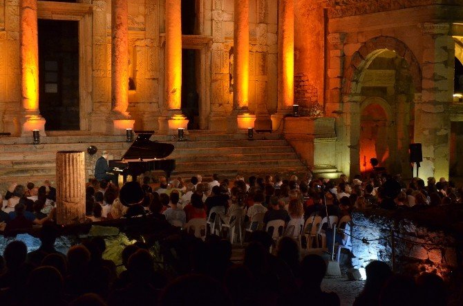 Polonya’nın Genç Umudundan Etkileyici Konser