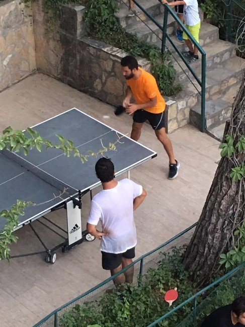 Arda Turan, Fethiye’de Tatil Yapıyor