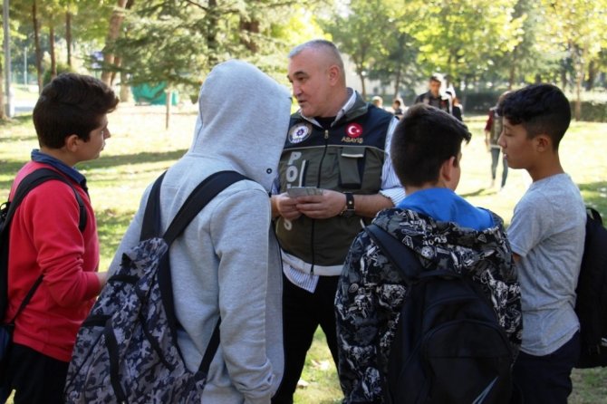 Okuldan Kaçan Kafadarlar ‘Mobil Park’a Yakalandı