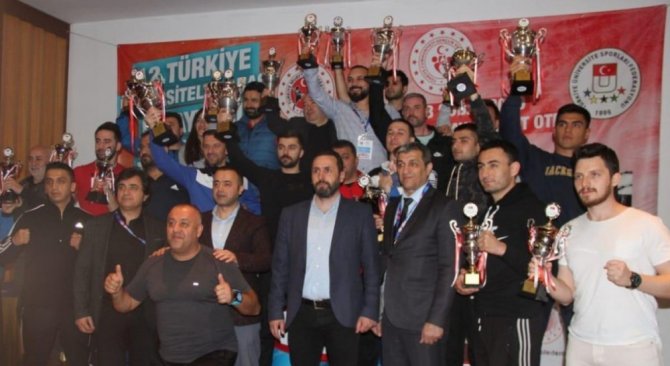 Dpü, Muay Thai Erkek Ve Kadın Takımı Türkiye Şampiyonu