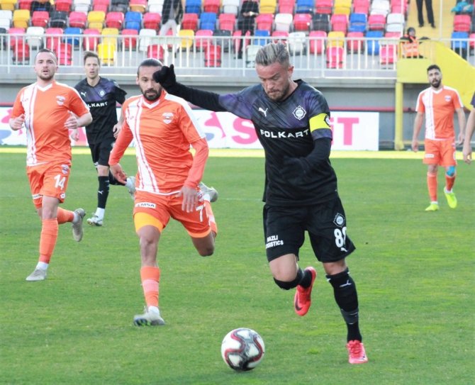 Özgür Özkaya: “Süper Lig’e Çıkmaya İnandık”